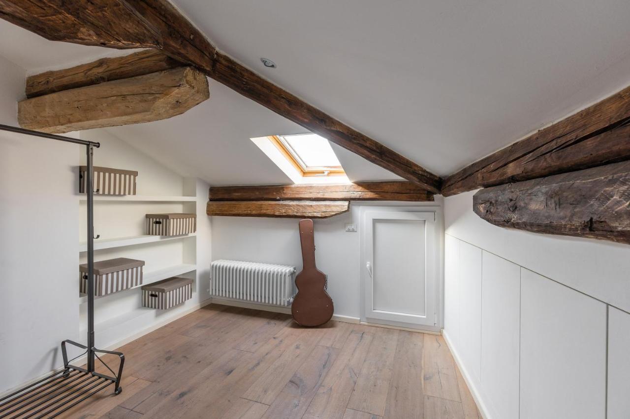 Апартаменты Italy Prestigious Historical Attic In Болонья Экстерьер фото